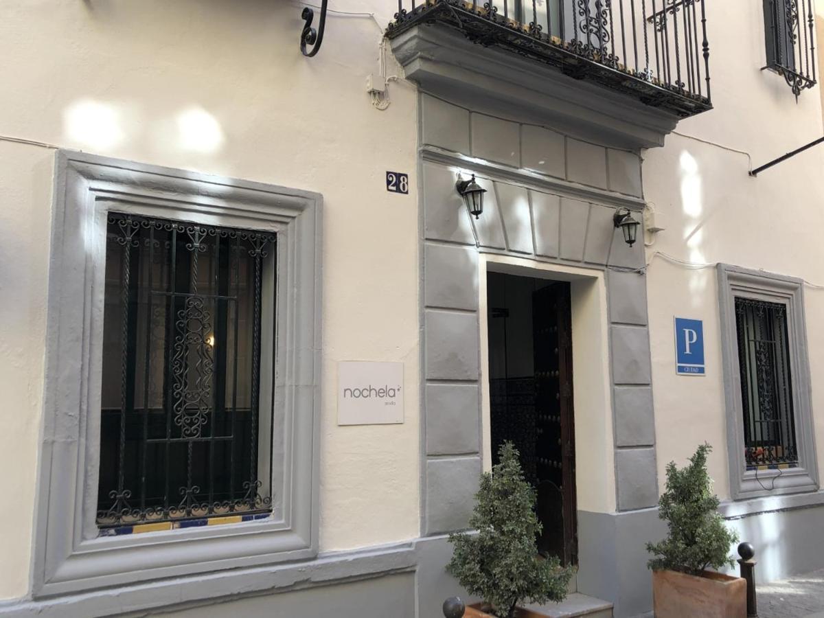 Pension Nochela Sevilla Exterior photo